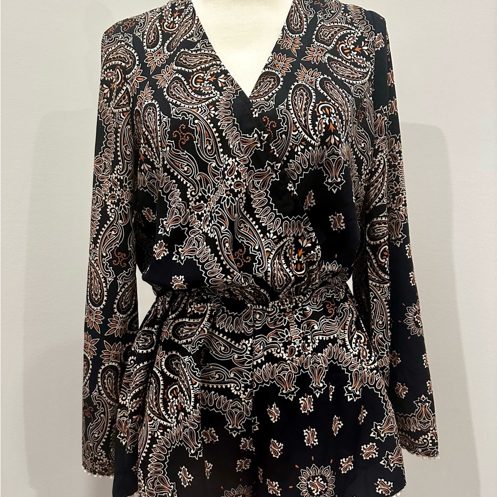 PPLA Long Sleeves Black Paisley Print Shorts Romper-Small